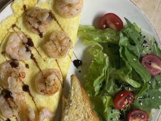 ომლეტი ნაღების ყველით და კრევეტებით 146