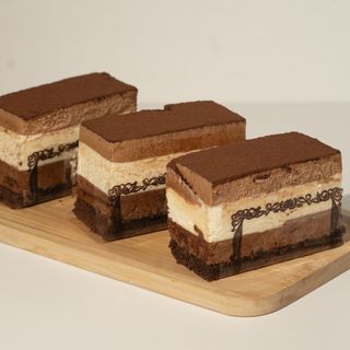 სამმაგი შოკოლადის ნამცხვარი