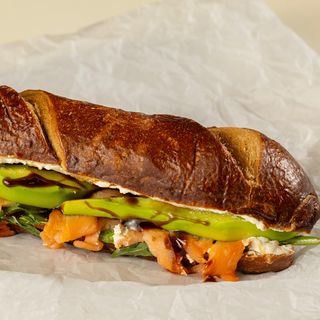 ორაგულის შავი ბრეცელი