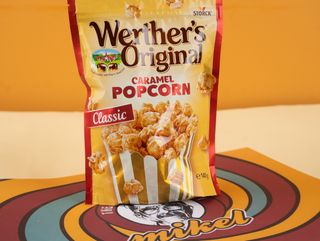 კარამელის პოპკორნი