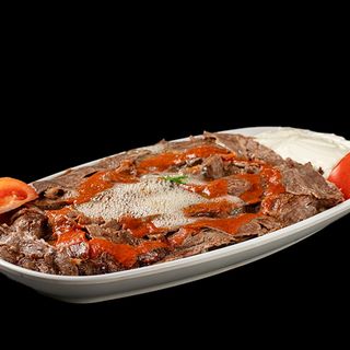 İSKENDER KEBAP 1,5 PORTİON SELECT 2 SOFT DRİNKS 2/1 PAY