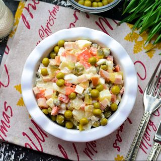 Olevier with ham, 200g