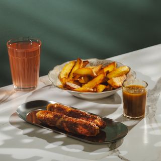 კომბო - ქათმის ქაბაბი და შემწვარი კარტოფილი