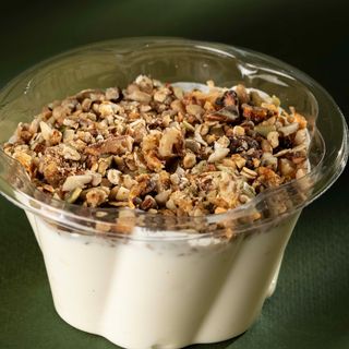 იოგურტი გრანოლათი