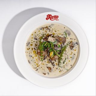 ქათმის სუპი სოკოთი