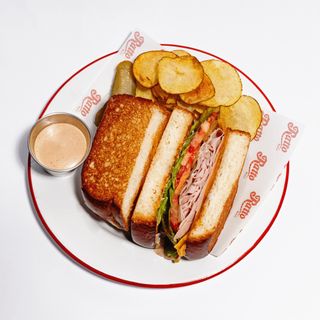 ქლაბ სენდვიჩი