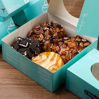1 Cookie - Choco Bon ,2 Turtle Bon , 1 Caramel Lovers Bon