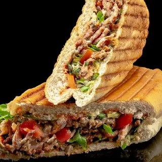 პატარა შაურმა პურით