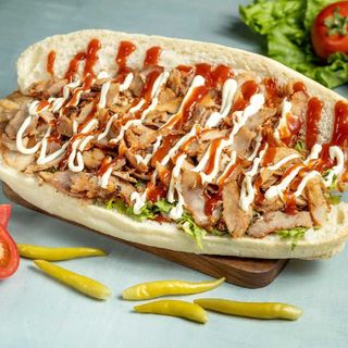 სტანდარტული შაურმა პურით