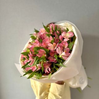 ალსტრომერიების თაიგული