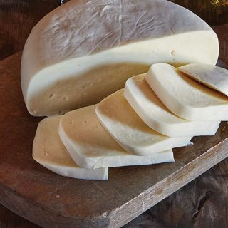 სულგუნი ყველი