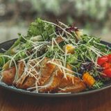 ცეზარი ქათმით და ბეკონით