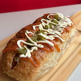 ჰოთ-დოგი ჰალაპენიო ჩიზი