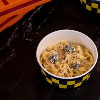ოთხი ყველი პასტა /PASTA QUATTRO FORMAGGI