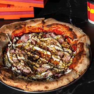 პროშუტო ფისტით / PIZZA PROSCUITTO WITH PISTACHIO 