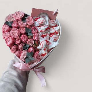 სასაჩუქრე ბოქსი თაიგულით