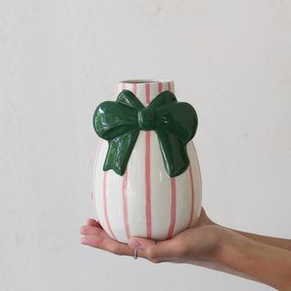 ლარნაკი bow