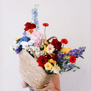 ყვავილების კალათა