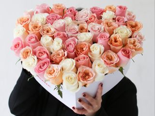 შევხვდებით