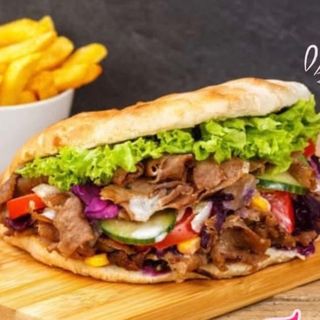 ტრიუმფი ძაძიკის სოუსით