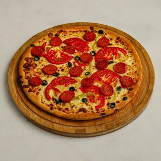 Pizza sucuklu 