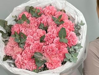 ვარდისფერი მიხაკები