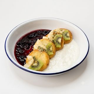 Syrniki with jam & sour cream
