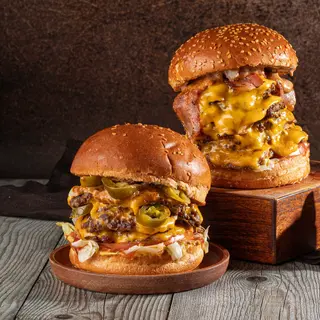 Double Smashed Burger PLUS