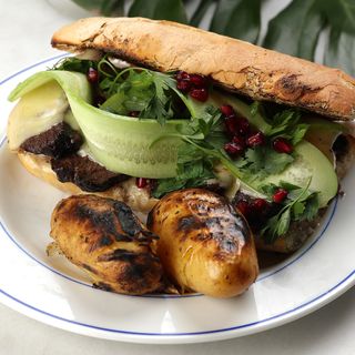 საქონლის ლოყის ლავაში