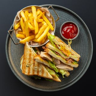 ქლაბ სენდვიჩი