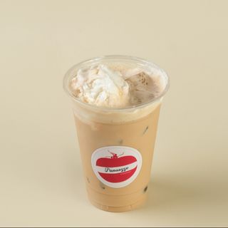 ცივი ყავა ნაყინით