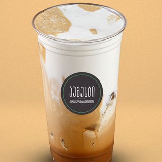 ცივი გრანდ კაპუჩინო