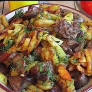 homemade potatoes with chicken liver