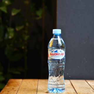 წყალი