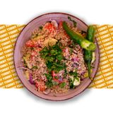 კიტრი პომიდვრის სალათი ნიგვზით