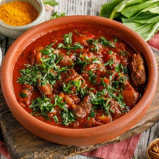 ჩაშუშული საქონლის ხორცით