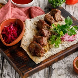 ცხვრის მწვადი