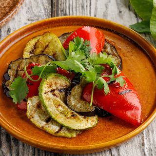 გრილზე შემწვარი ბოსტნეული