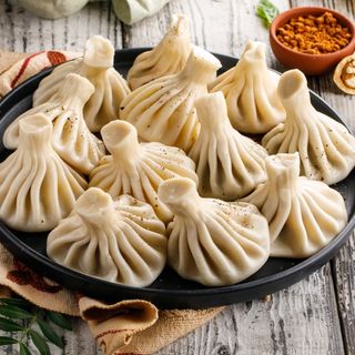 5 ცალი ხინკალი ქათმის ხორცით და ნაღებით