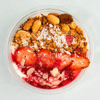 იოგურტი მარწყვით