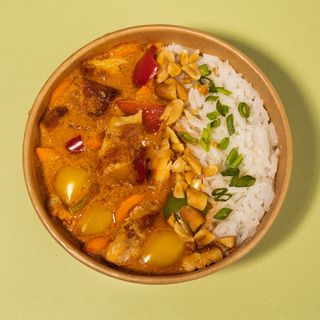 ბოული - ქათმით და ქარის სოუსით