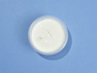 ნივრიანი არაჟნის სოუსი