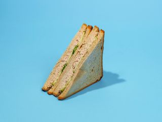 ტუნას ტოსტი