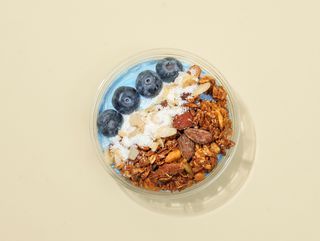 იოგურტი მოცვით