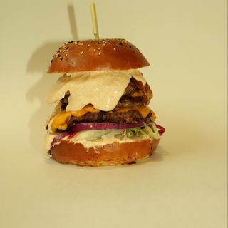 სამმაგი კლასიკური ბურგერი