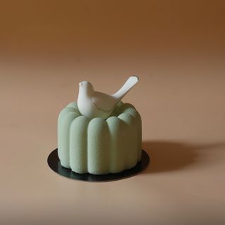 ხაჭოს ფისტის დესერტი ჟოლოს გულსართით