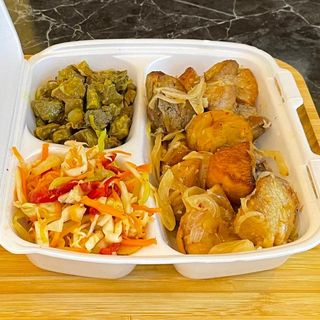 ოჯახურის ლანჩ- ბოქსი