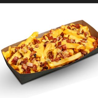 კარფოფილი ფრი ბეკონით და ყველის სოუსით