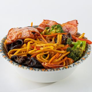 უდონი ბეკონით