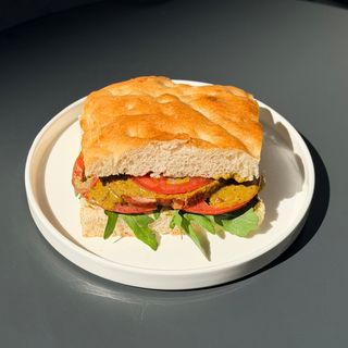 FOCACCIA WITH VEGETABLES